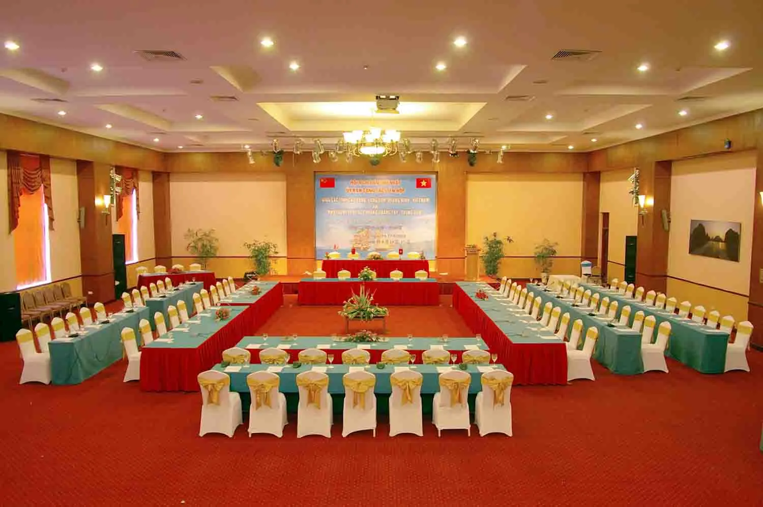 Tổ chức hội nghị tại Đà Nẵng